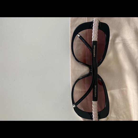 Bvlgari sunglasses - Picture 3 of 5
